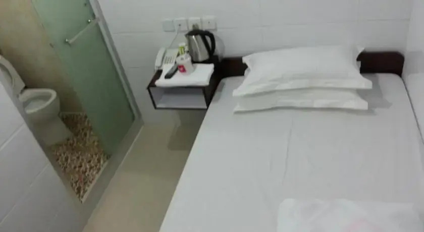 SHANGRI-LA GUEST HOUSE