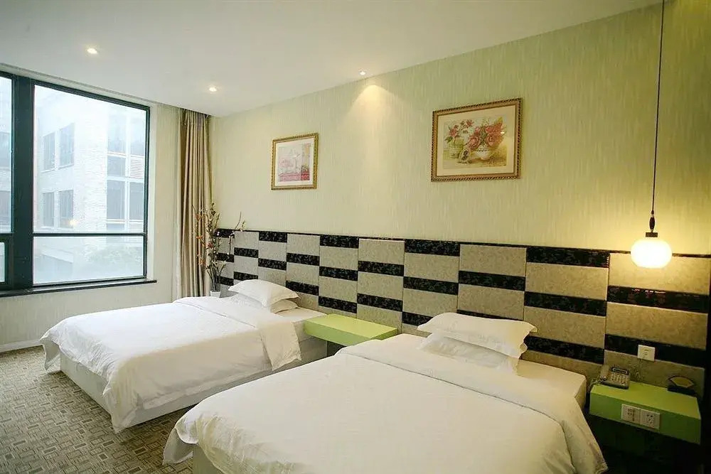 Jiaxing Meiwan Modern City Hotel