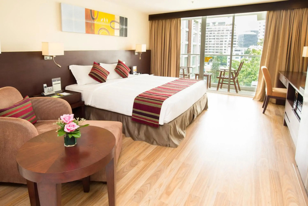 Lohas Residences Sukhumvit 2