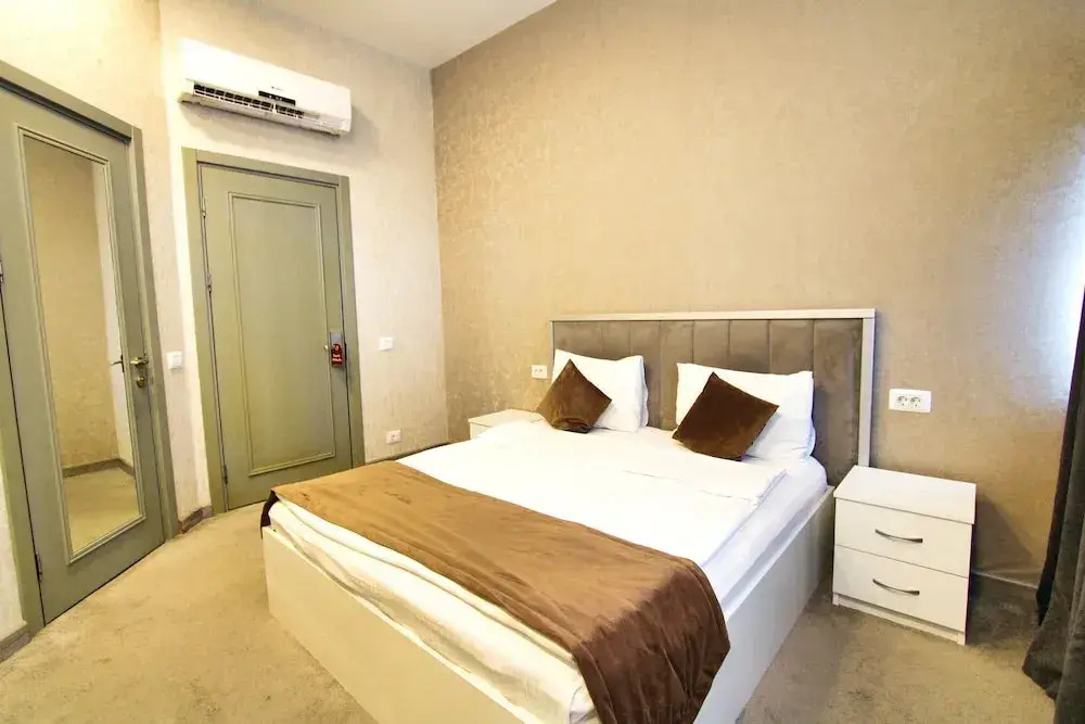 Sunday Palace Hotel
