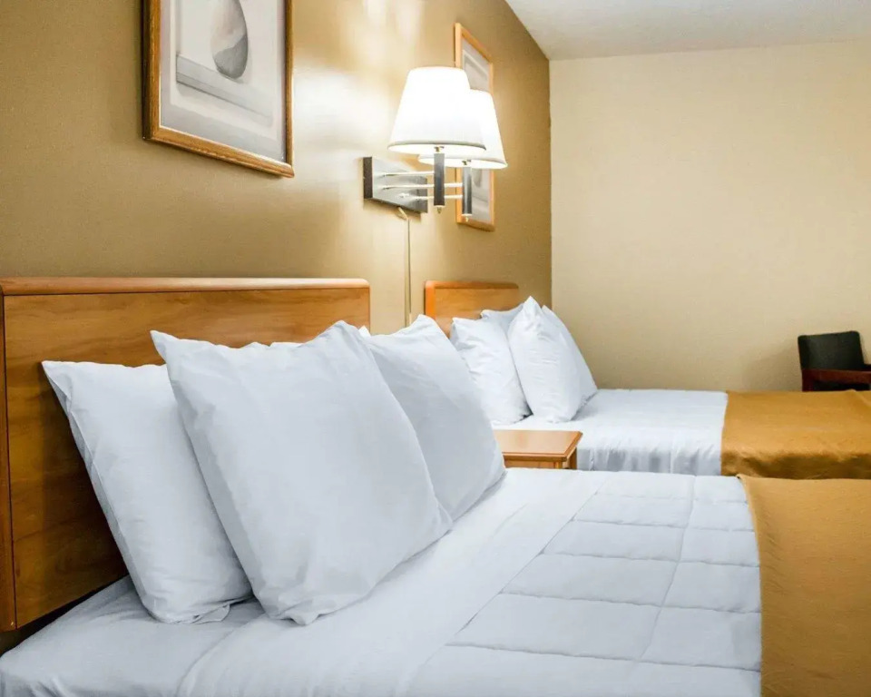 Econo Lodge Elkhart North