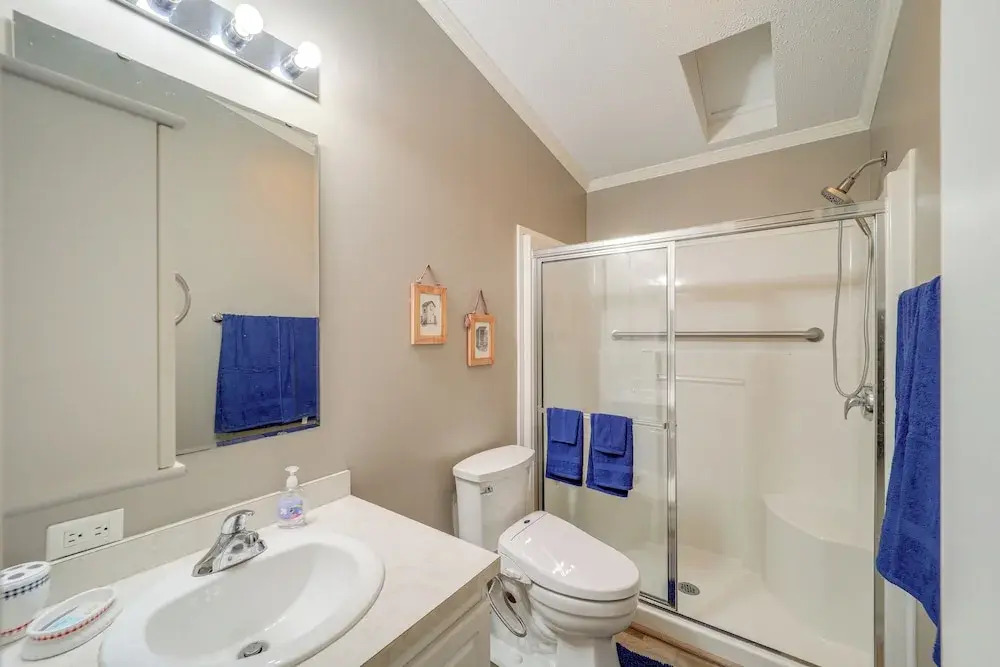 Pet-friendly Beech Mtn Home, 2 Mi to Skiing/hiking