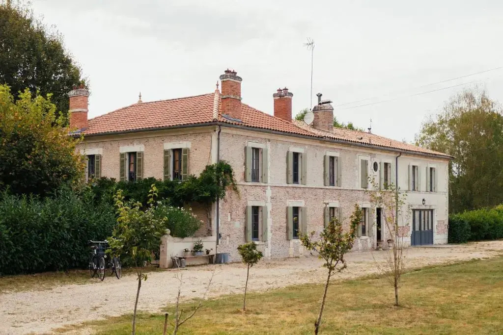 Villa 2 Pas Sages Maison de caractère au bord de la Dronne, Périgord Vert