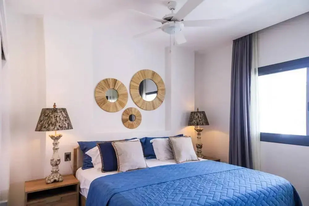 Spacious Modern Apartment With Private Picuzzi