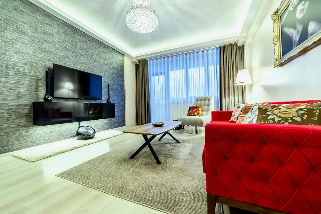 Apartment Chic by Landev