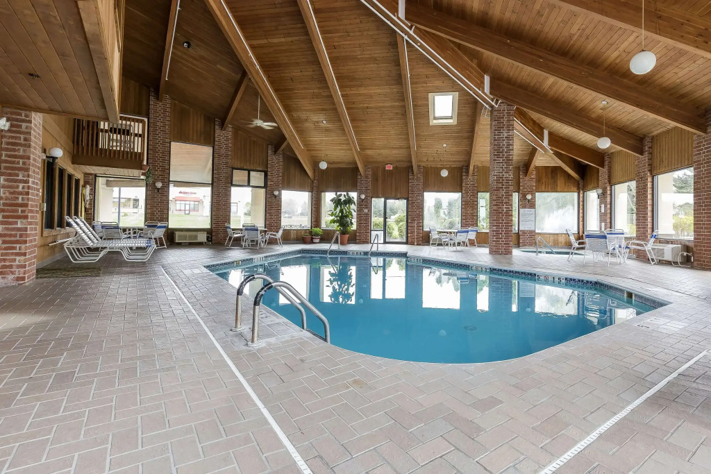 Quality Inn Sycamore - DeKalb
