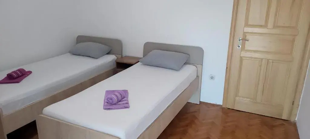 House Sarovic 2