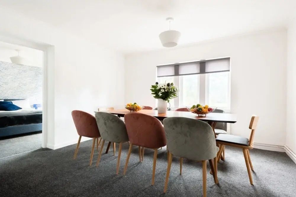 The Headington Escape - Bright 6BDR Country Home with Garden & Parking