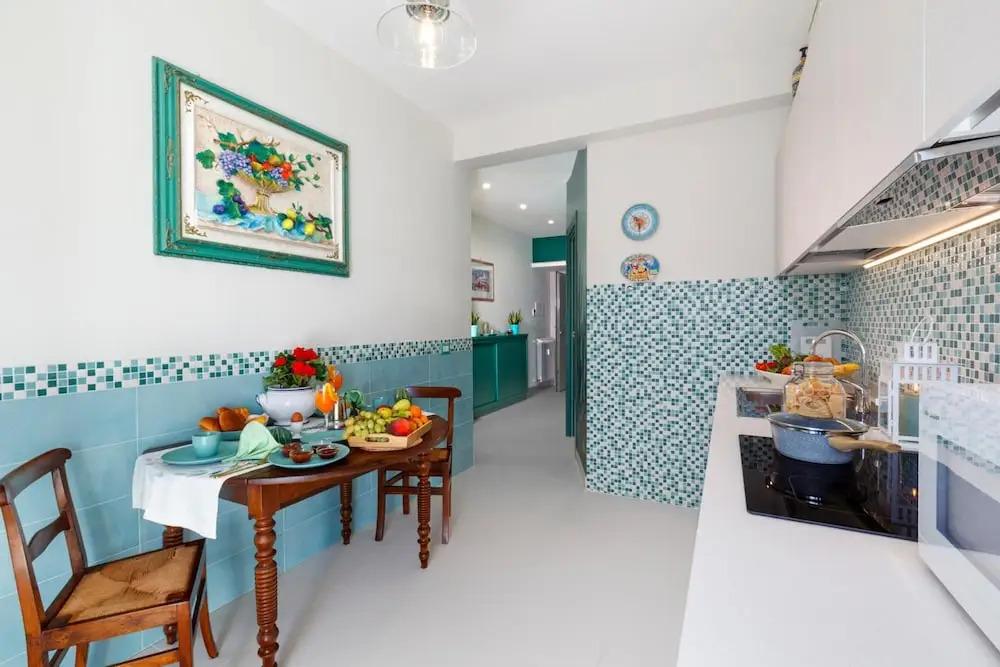Es in Sorrento With 1 Bedrooms and 1 Bathrooms