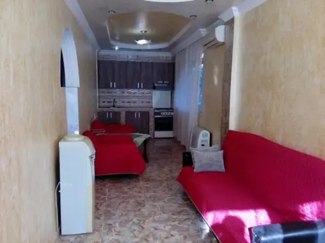Mzeos House