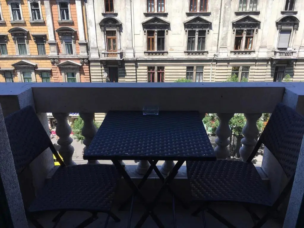 All In Apartman