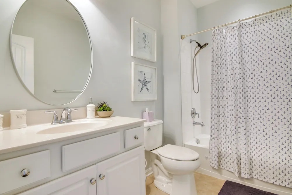 3 Mi to Bethany Beach: Townhome w/ Fire Pit