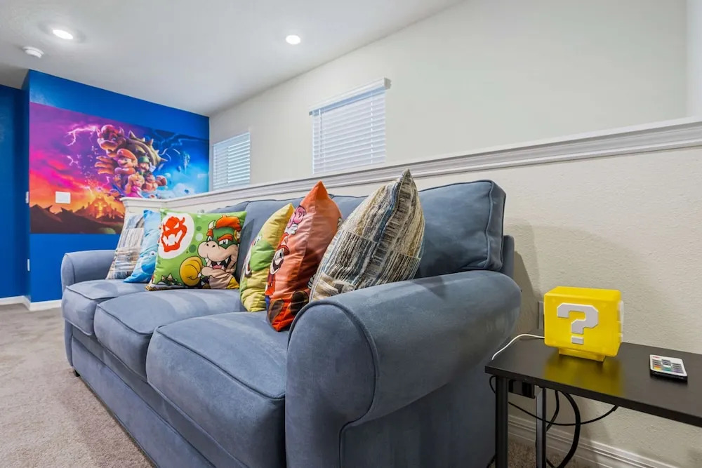 BRAND New 5 bed Villa in Windsor Cay