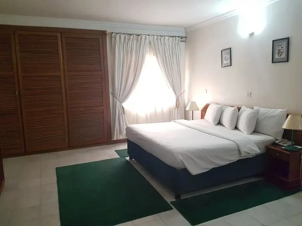 Peniel Apartments