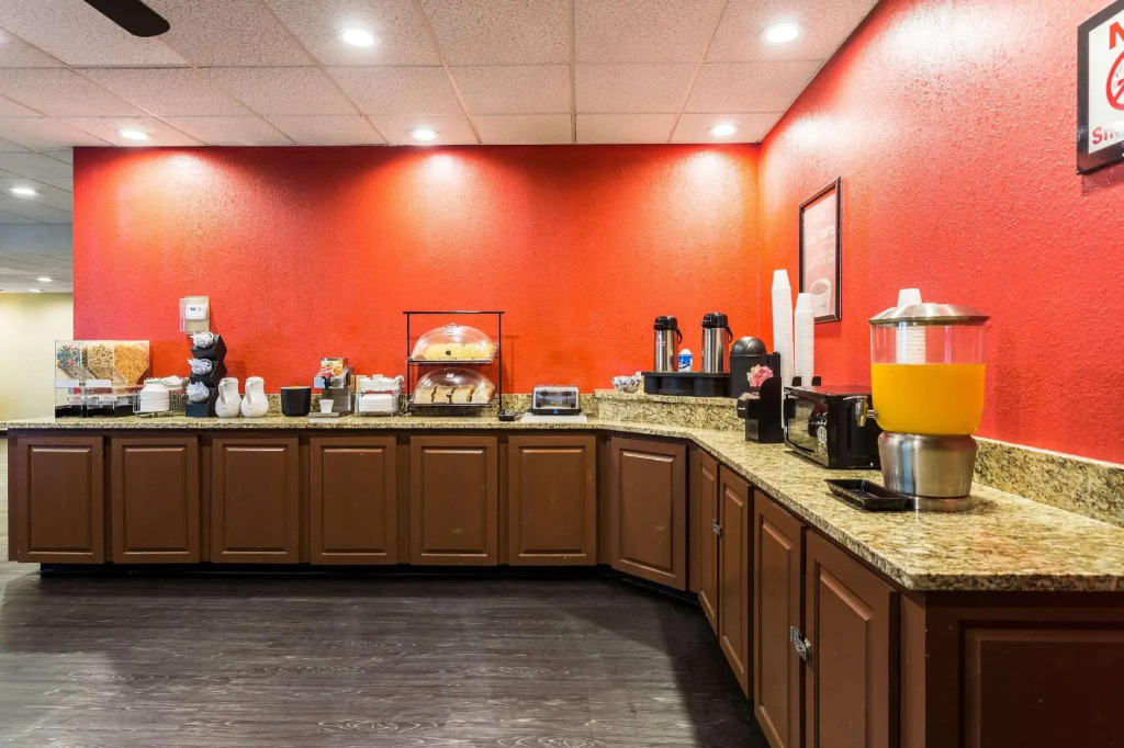 Econo Lodge Oxmoor