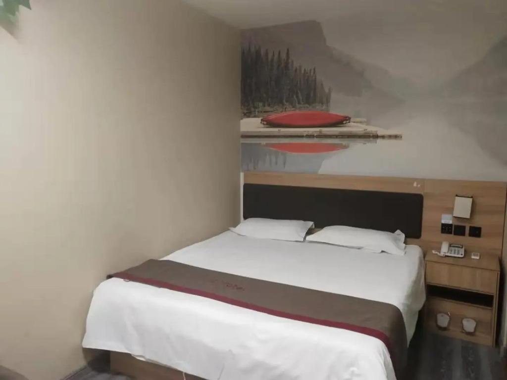 Jun Hotel Shandong Ji'nan Zhangqiu District Yiwu Wholesale City