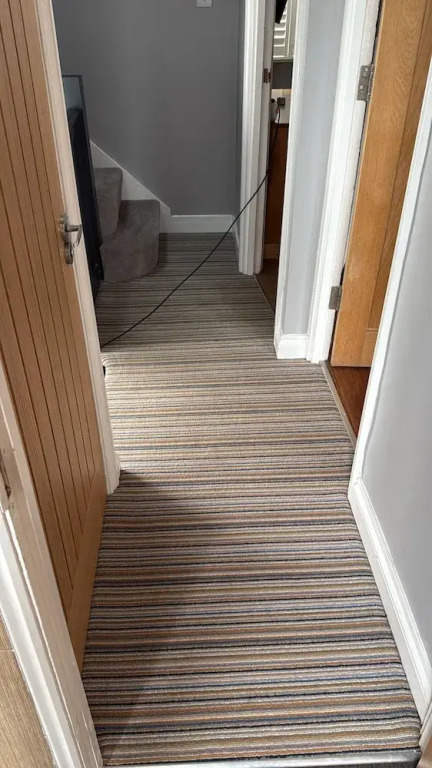 Spacious 4-bed House Close to LHR and London