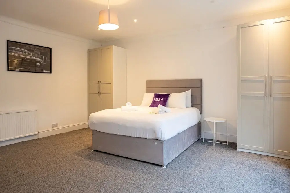 Pillo Rooms - 4BR House near Heaton Park