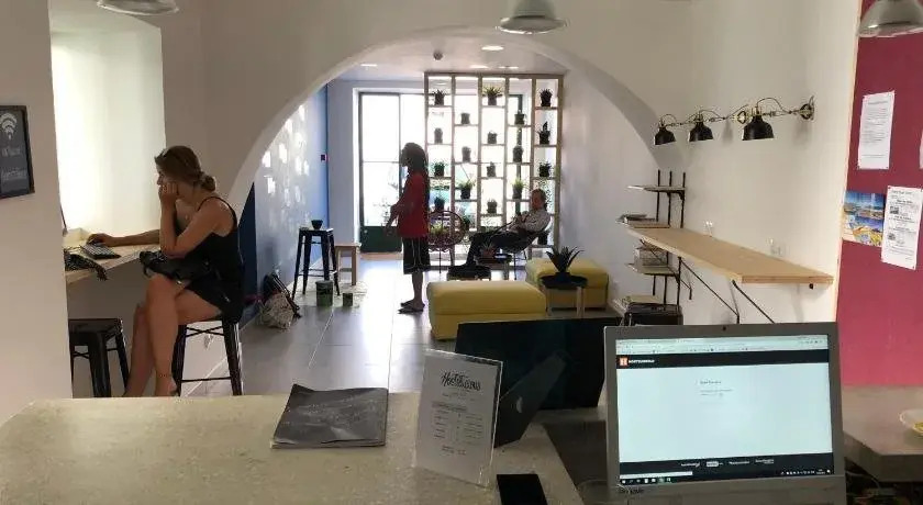 Hostellicious