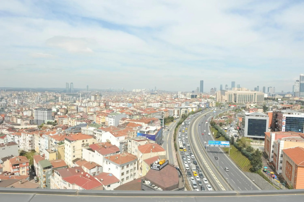 Luxury Duplex with Terrace Apartment by Siena Suites