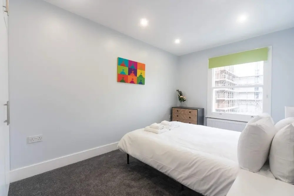 Bright & Chic St John's Hill Duplex