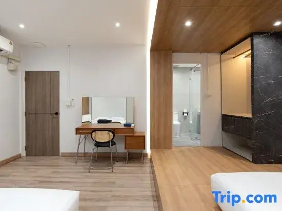 Townhouse at Sathu Pradit road
