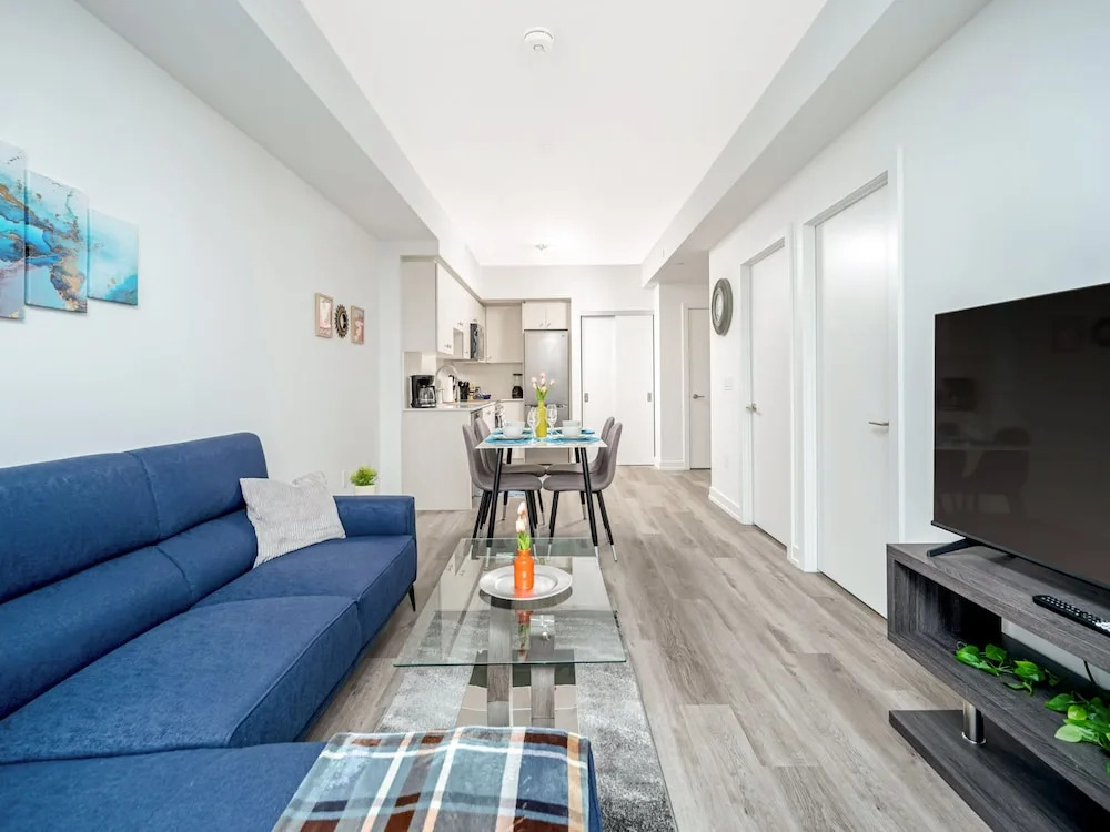 Modern High-rise 24th Floor Condo w Private Patio