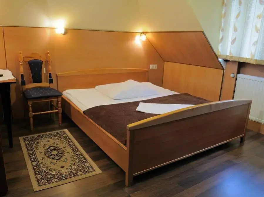 Dworek staropolski