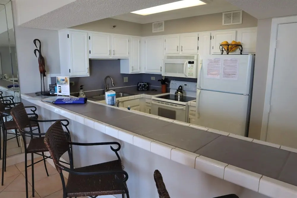 473 Mainsail 2 Bedroom Condo by RedAwning