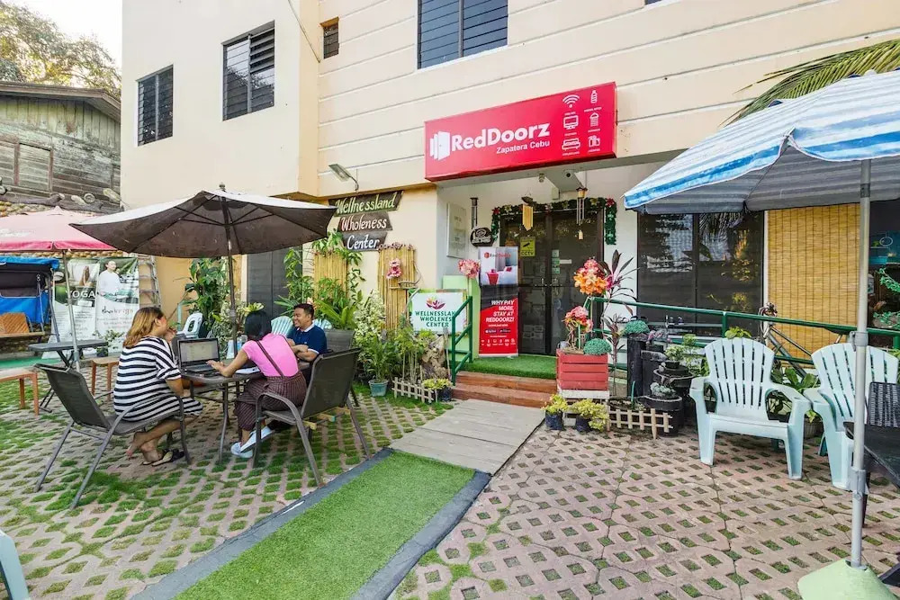 Reddoorz @ Zapatera Cebu