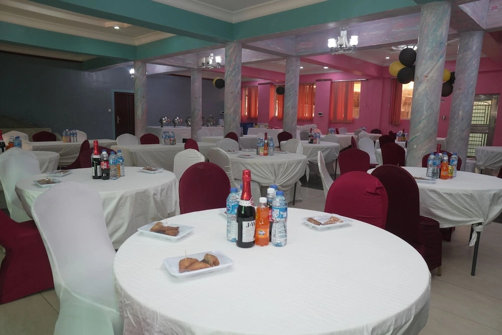Aotel Hotel Lagos Owodunni