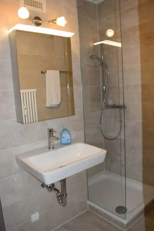 AB Apartment 40