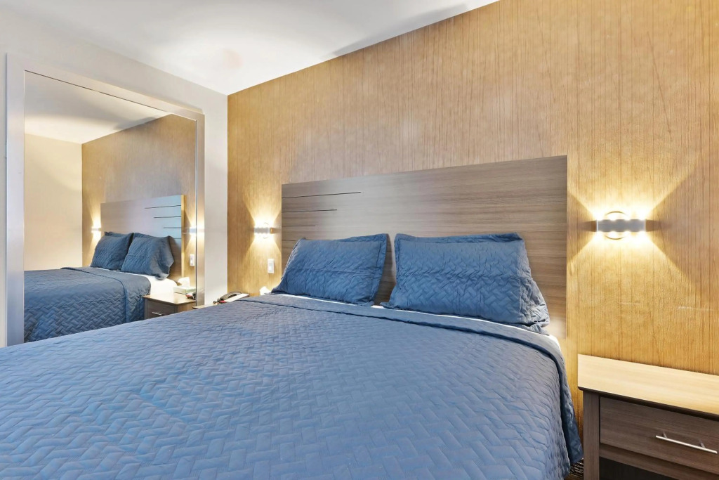Casa Blanca Hotel Brooklyn Downtown