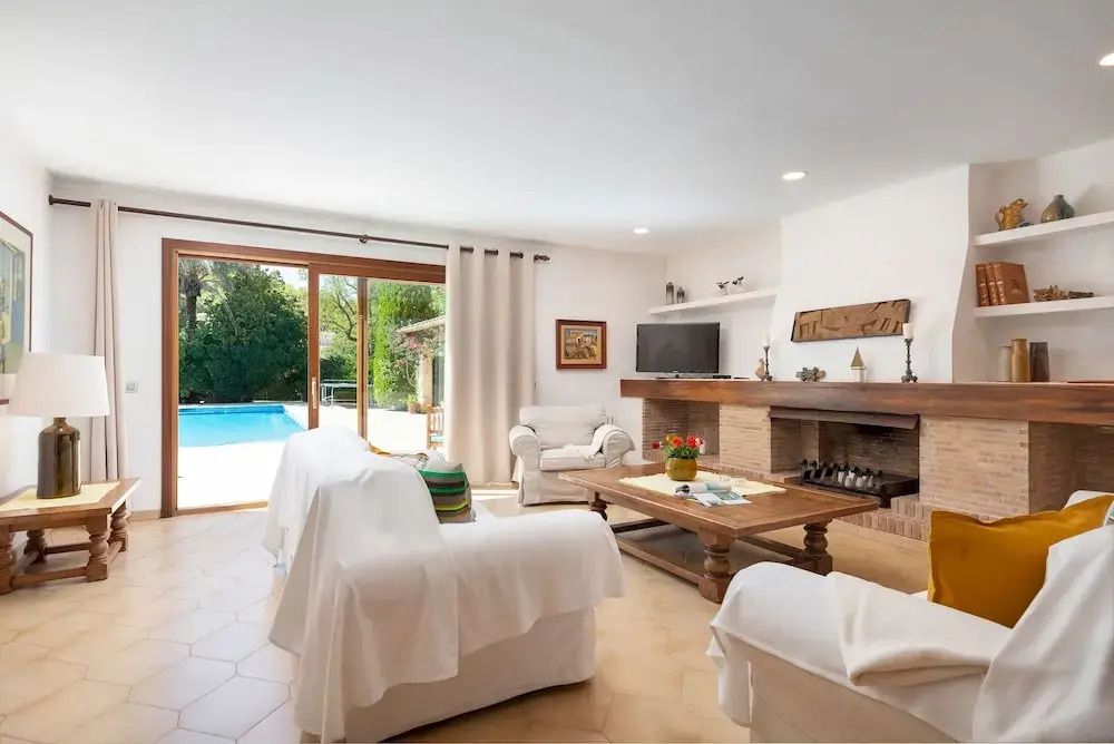 Villa Can Toni in Port de Pollen a