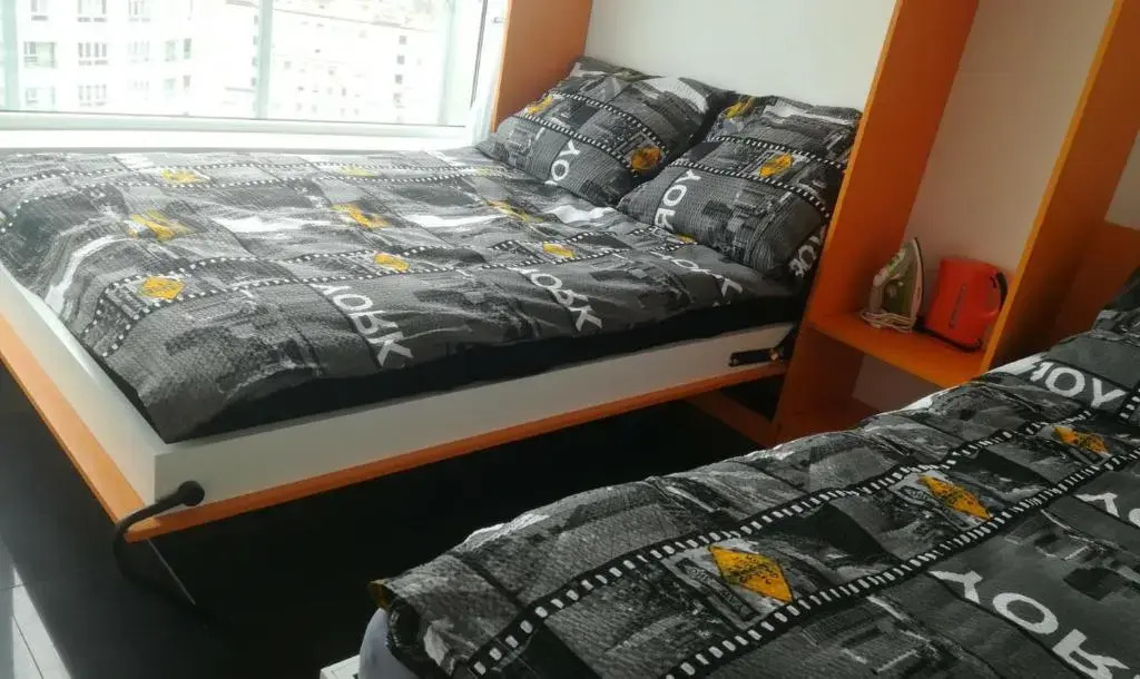 Walk distance to mokotow business park