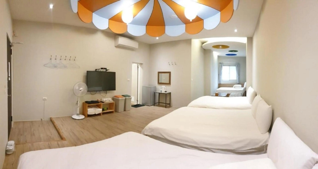 Happiness Yes Inn