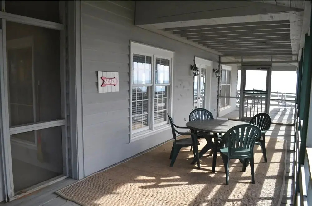 Sea Cliff - 4 Br Home