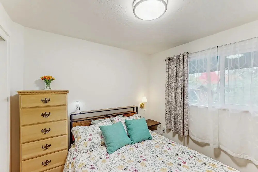 1 Mi to Campus! Family Home w/ Game Room in Eugene