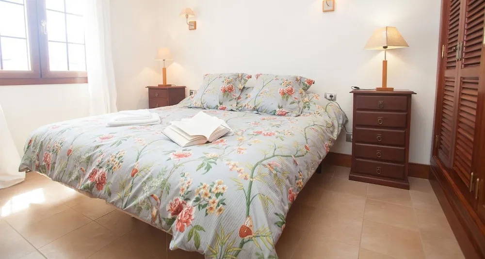 Villa Naos