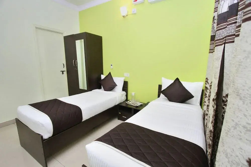 OYO 10232 Hotel Ashberry
