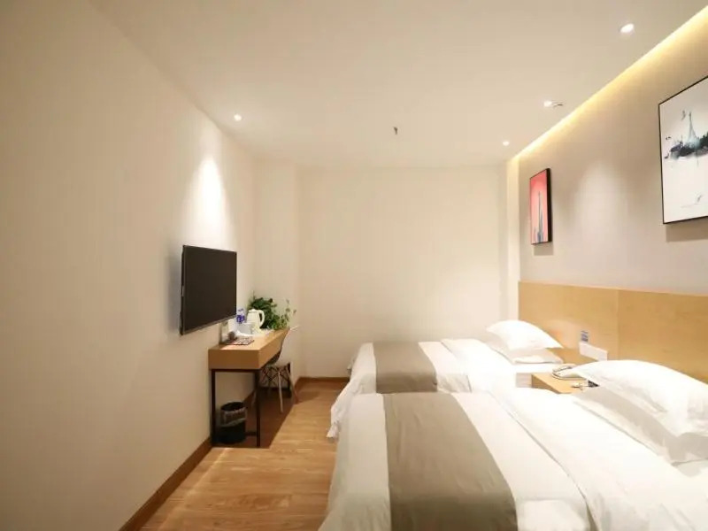 Shell Xinzheng Airport Port Huaxia Avenue Hotel