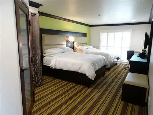 Travelodge Santa Rosa Downtown
