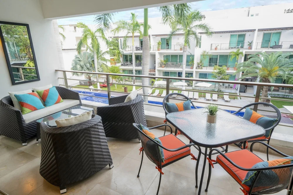Via 38 A13 - Modern Condo - At Via 38
