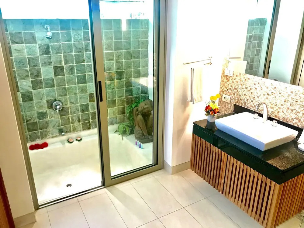 Stunning Private Pool Seaview Villa in Kata