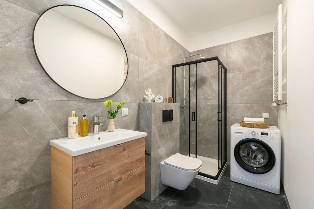 Platinum Apartments