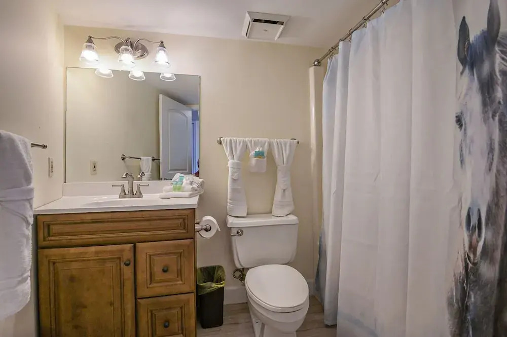 Mountain Splendor 105 by Heritage Cabin Rentals