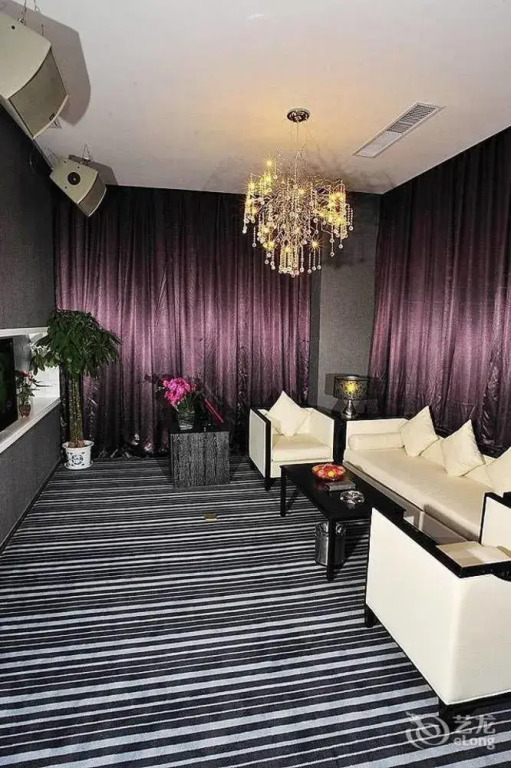 Mayford Hotel