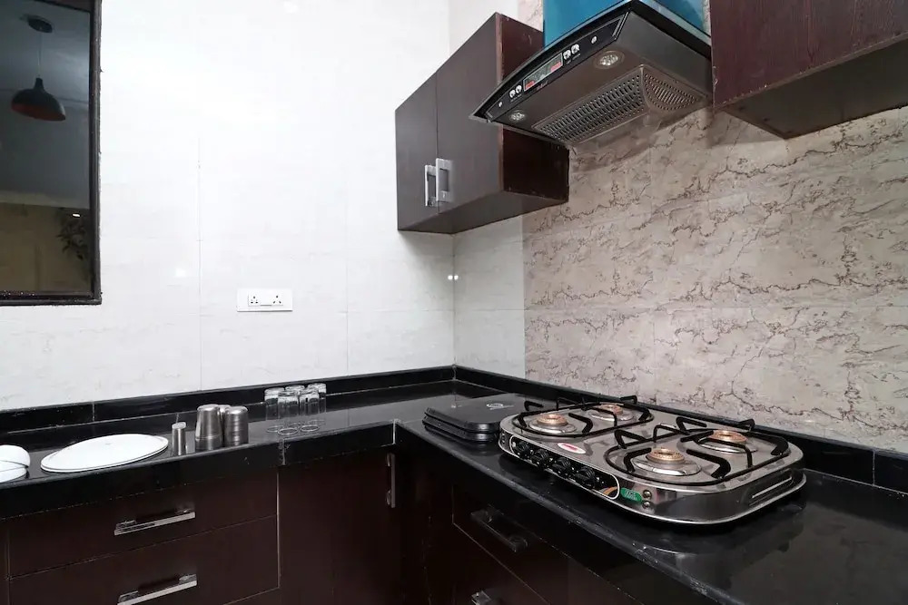 OYO 17063 Home Spacious 3BHK Naukuchiatal