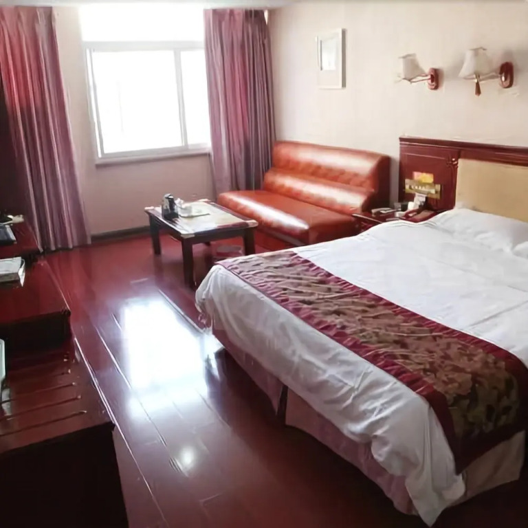 Jin Port Hotel