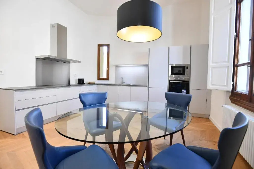 Cappelle Medicee Luxury Flat